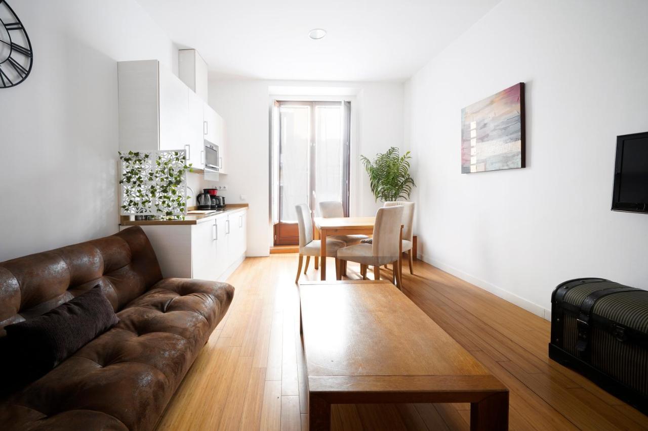Apartamentos Huertas Madrid Exterior foto