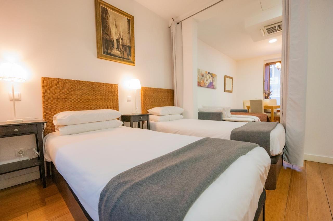 Apartamentos Huertas Madrid Exterior foto