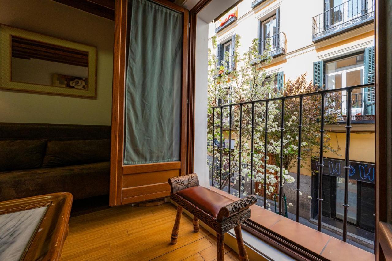 Apartamentos Huertas Madrid Exterior foto